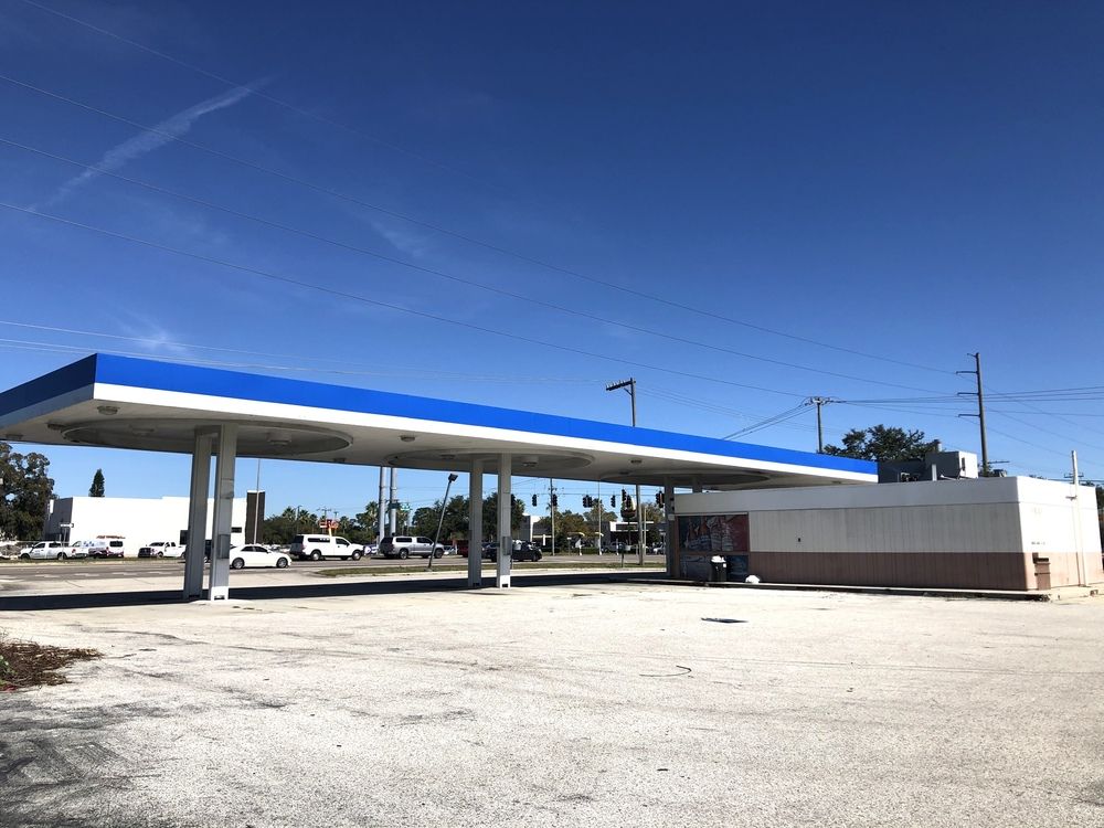3270 53rd Ave E, Bradenton, FL 34203